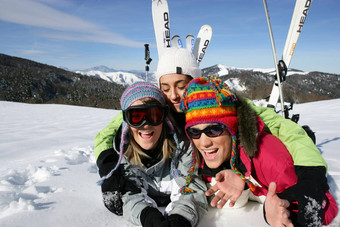 集团朋友滑雪假期
