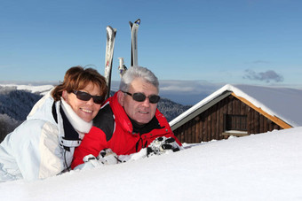 夫妇滑雪假期