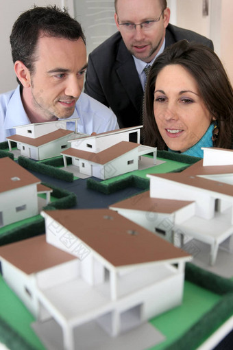 架构师显示规模模型房子买家
