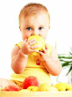 婴儿吃苹果