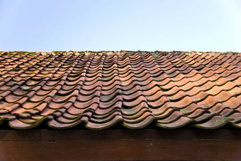 屋顶瓷砖