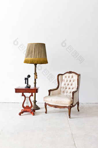 古董奢侈品扶手椅白色房间