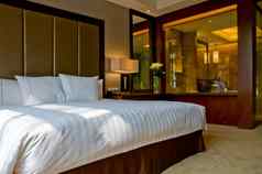 卧室优雅的明星奢侈品酒店