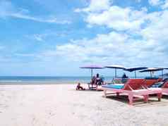 海滩椅子伞海滩