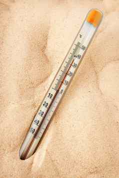 温度计显示加热沙子