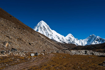 蒲森峰喜马拉雅山脉山