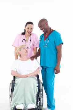 护士医生采取护理病人轮椅子