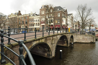 荷兰桥