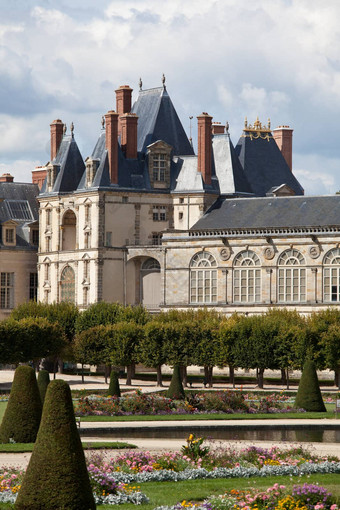 中世纪的皇家城堡枫丹<strong>白露</strong>巴黎法国加尔省