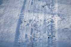 轮胎轮胎跟踪雪