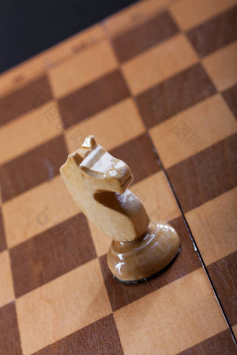 国际象棋一块骑士