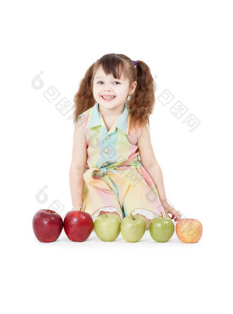 快乐女孩玩苹果白色背景