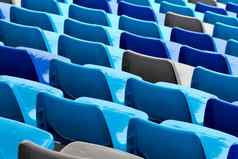 体育运动竞技场座位蓝色的颜色