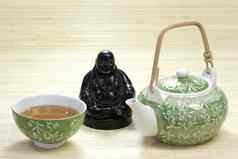 绿色茶茶壶