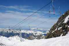 高山滑雪电梯