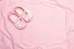 粉红色的毯子婴儿拖鞋