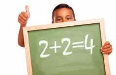 骄傲拉美裔男孩持有黑板数学方程