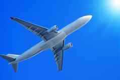 乘客飞机空气飞机飞行蓝色的天空