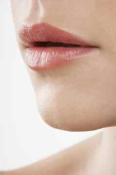 详细的图像女人完美的嘴唇白色背景