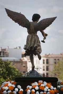 数字天使翅膀雕刻木神圣的杯神圣的周西班牙