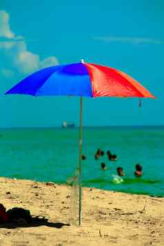 海滩伞海滩