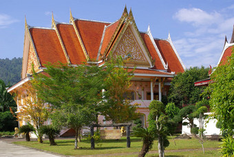 佛教和尚坐着寺庙泰国