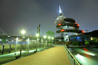 螺旋注意塔或海滨公园在香港香港