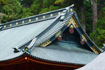 日本风格寺庙屋顶屋檐