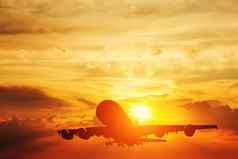 飞机采取日落轮廓飞行乘客货物飞机航空公司