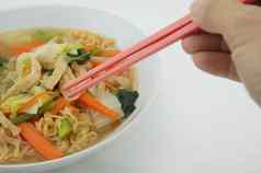 吃面条素食者筷子