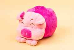 粉红色的猪娃娃