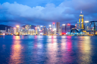 在香港香港维多利亚港口黄昏