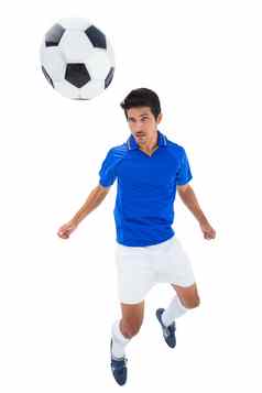足球球员蓝色的标题球