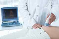怀孕了女人经历超声波测试