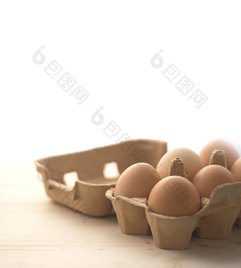 鸡蛋wodden白色背景