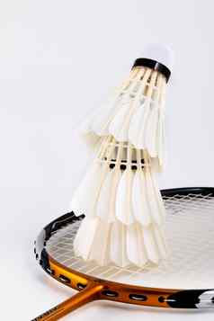 集羽毛球羽毛球球拍羽毛球孤立的白色背景
