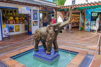 tenerife西班牙12月大象雕像他们公园12月