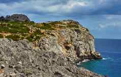 岩石悬崖边缘地中海海