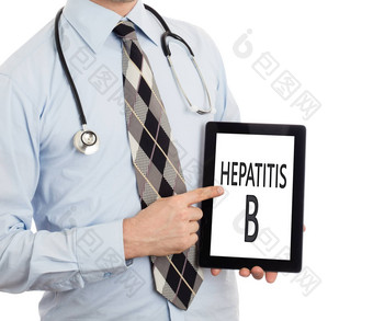 医生持有平板电脑肝炎