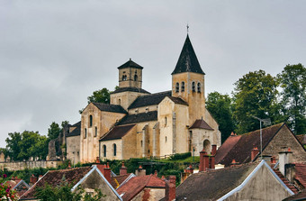 中世纪的教堂石头建筑