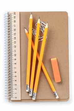 笔记本橡皮擦统治者铅笔回形针