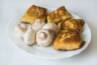 煎饼馅料蘑菇板