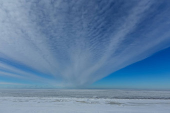 冬天雪海海岸波罗的海海拉脱维亚索尔克拉斯蒂