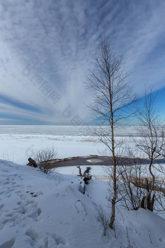 冬天雪海海岸波罗的海海拉脱维亚索尔克拉斯蒂