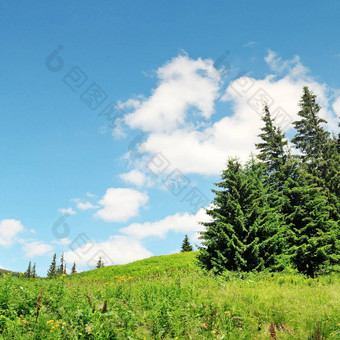 风景优美的山山峰蓝色的天空