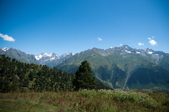 徒步旅行山