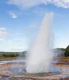 圆柱体火山喷发间歇泉区域冰岛