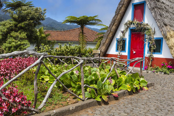 传统的农村房子<strong>桑塔</strong>纳木头葡萄牙