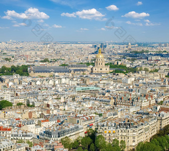 视图埃菲尔铁塔塔东部部分巴黎