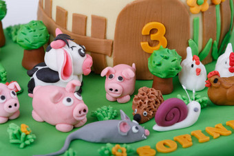 生日蛋糕农场杏仁糖动物